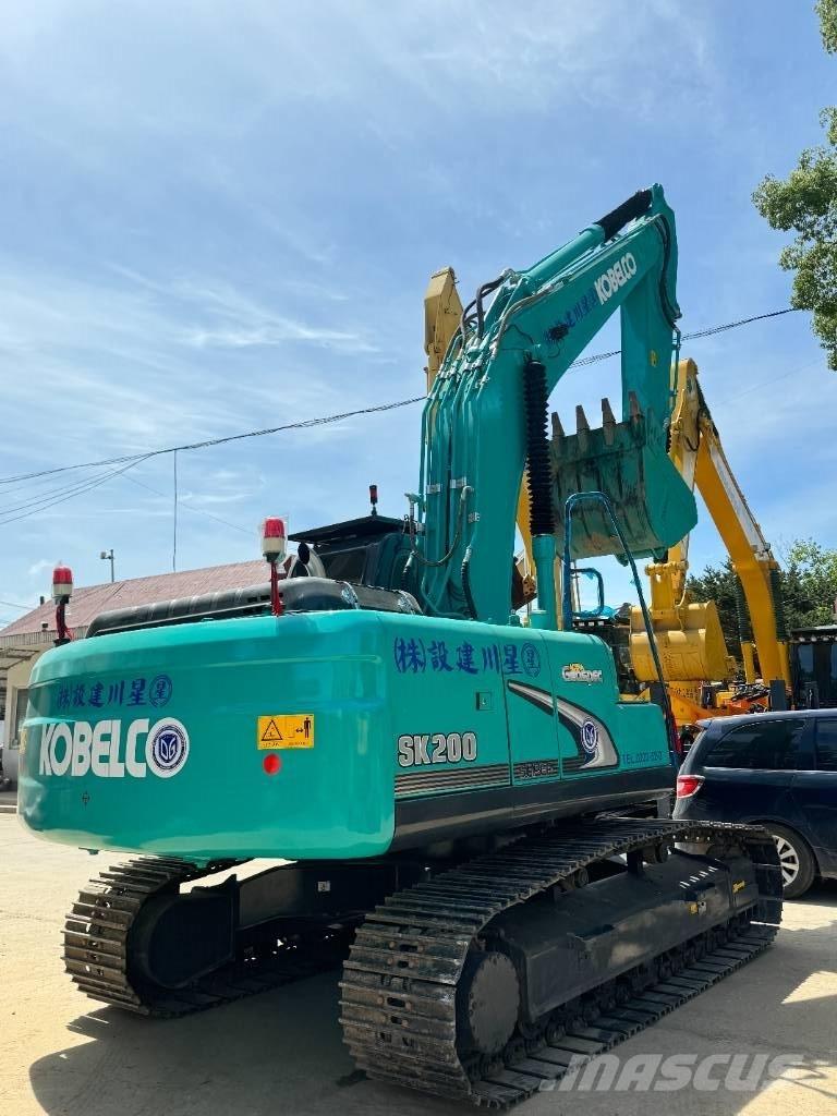 Kobelco SK 200 Εκσκαφείς με ερπύστριες