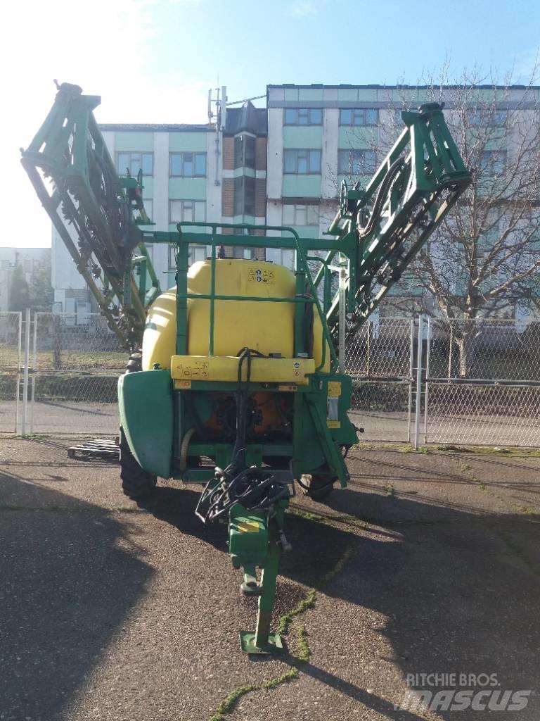 John Deere 732 Ρυμουλκούμενα ψεκαστικά