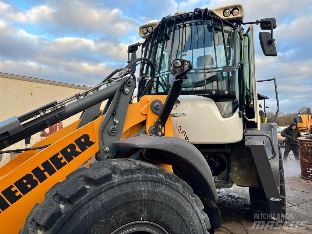 Liebherr L546 Φορτωτές με λάστιχα (Τροχοφόροι)