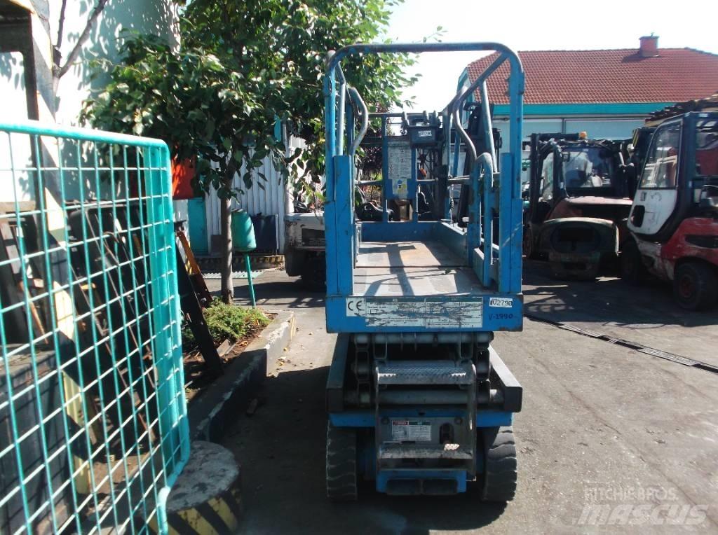 Genie GS 2032    V-2790 Ανυψωτήρες με κατακόρυφους πυλώνες