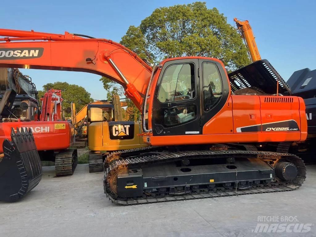 Doosan DX225LC-9C Εκσκαφείς με ερπύστριες