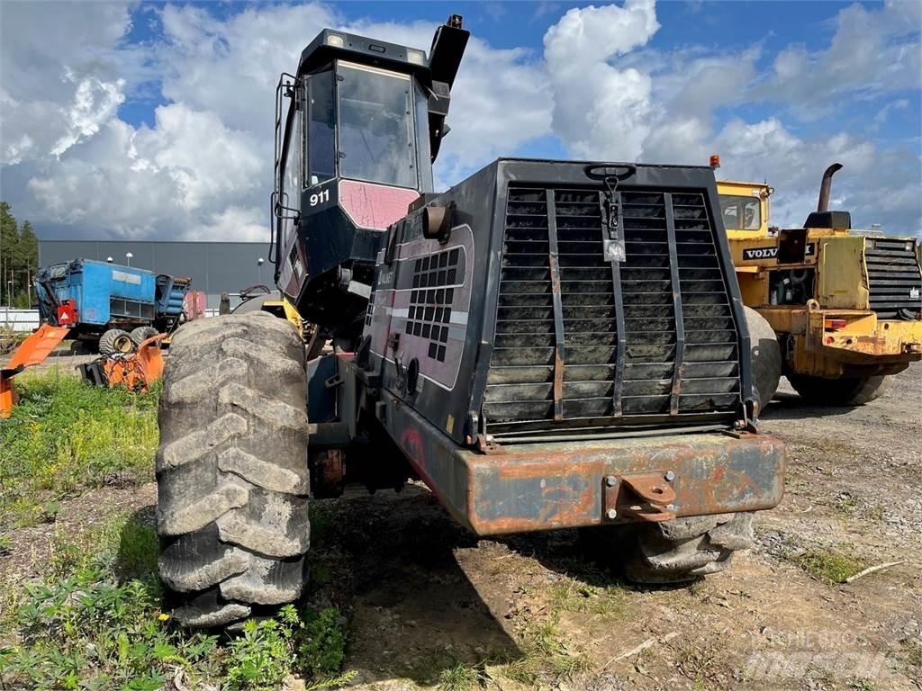Valmet 911 Θεριζοαλωνιστικές μηχανές
