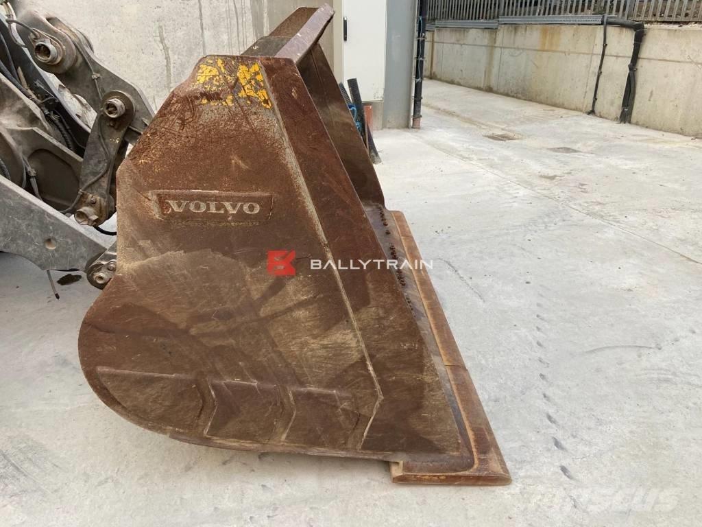 Volvo L 120 H Φορτωτές με λάστιχα (Τροχοφόροι)