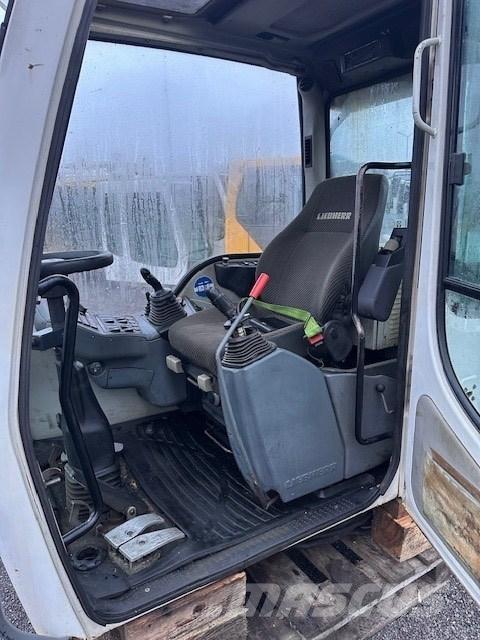 Liebherr A 314 CAB Καμπίνες και εσωτερικό