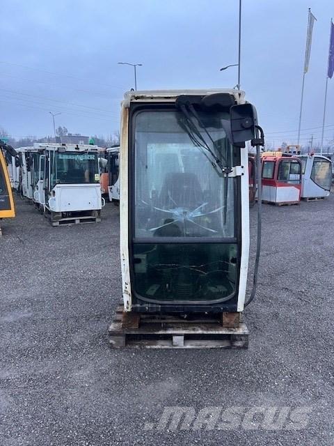Liebherr A 314 CAB Καμπίνες και εσωτερικό