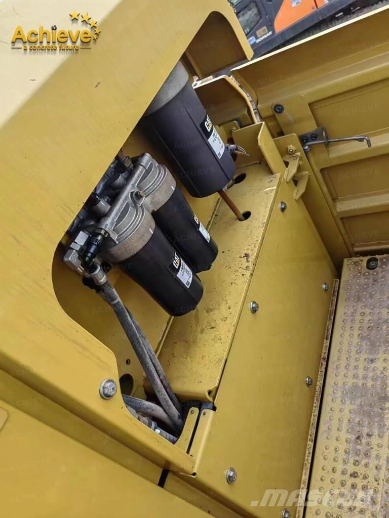 CAT 395 Εκσκαφείς με ερπύστριες