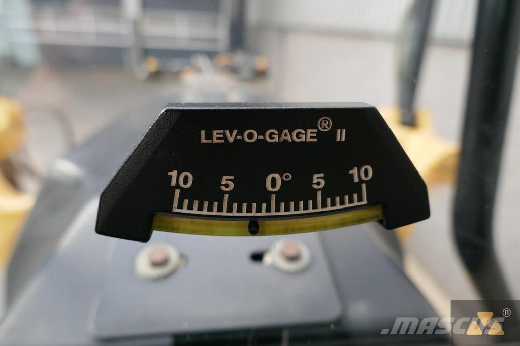 CAT 140M2 Γκρέιντερς