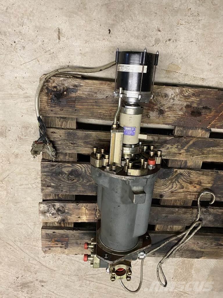 Liebherr A934C Υδραυλικά