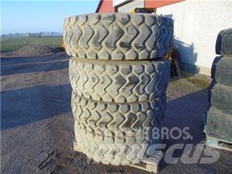  Däck 15,5x25 Ελαστικά και ζάντες