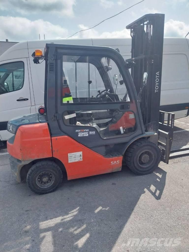 Toyota 02-8FDF25 Πετρελαιοκίνητα Κλαρκ