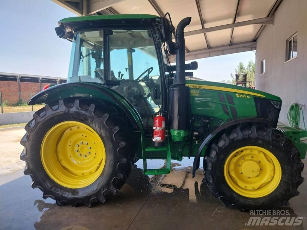 John Deere 5090 M Τρακτέρ