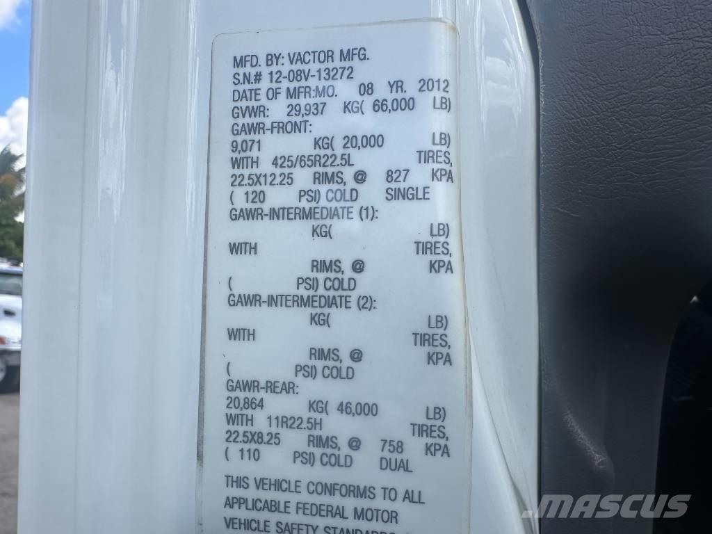 International 7500 Αποφρακτικά οχήματα