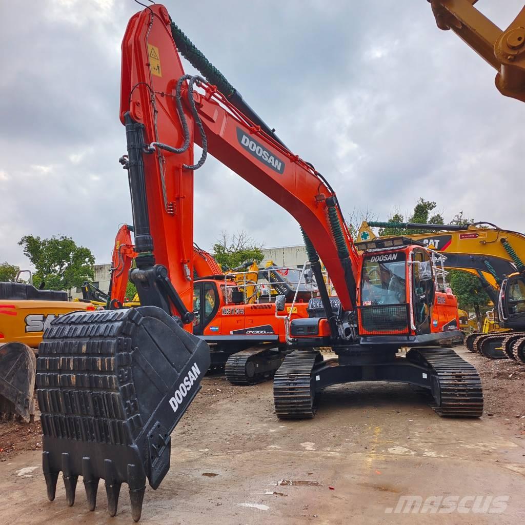 Doosan DX 300LC-9C Εκσκαφείς με ερπύστριες