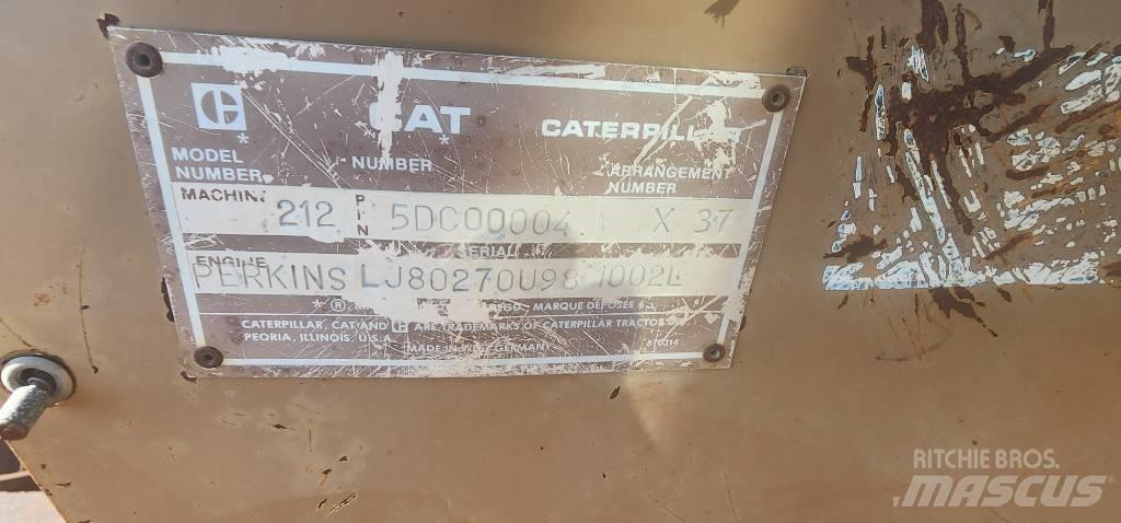CAT 212 Εκσκαφείς με τροχούς - λάστιχα