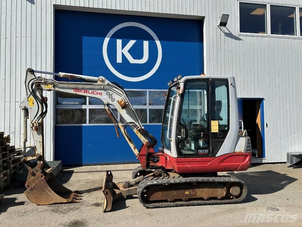 Takeuchi TB 235 Εκσκαφάκι (διαβολάκι) < 7t