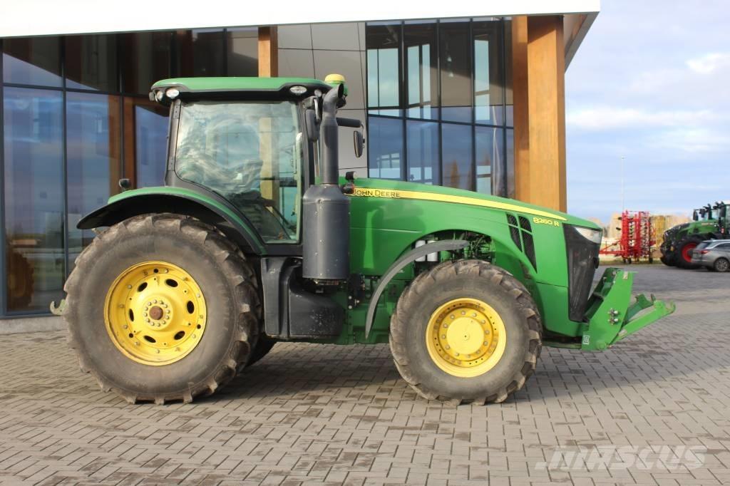 John Deere 8260 R Τρακτέρ