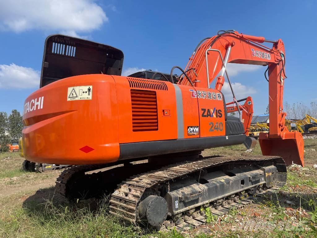 Hitachi ZX 240 Εκσκαφείς με ερπύστριες