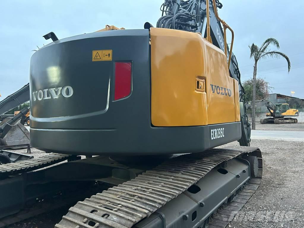 Volvo ECR 235 Εκσκαφείς με ερπύστριες