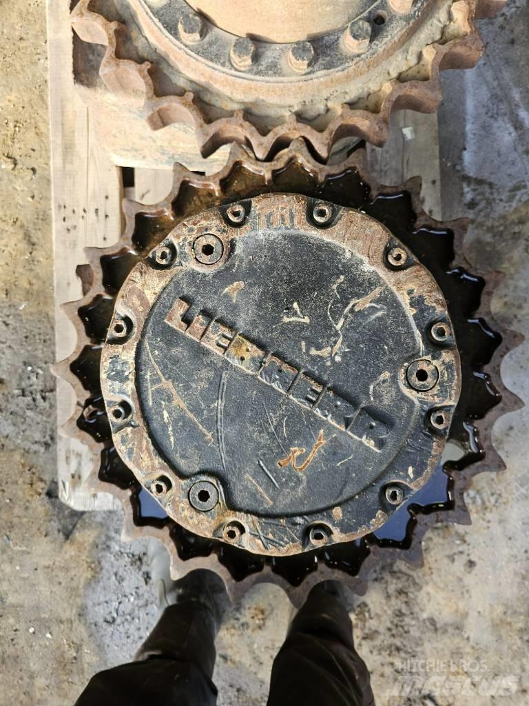 Liebherr 904 Υδραυλικά