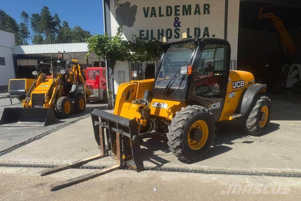 JCB 527-55 Συστήματα τηλεχειρισμού για τη γεωργία
