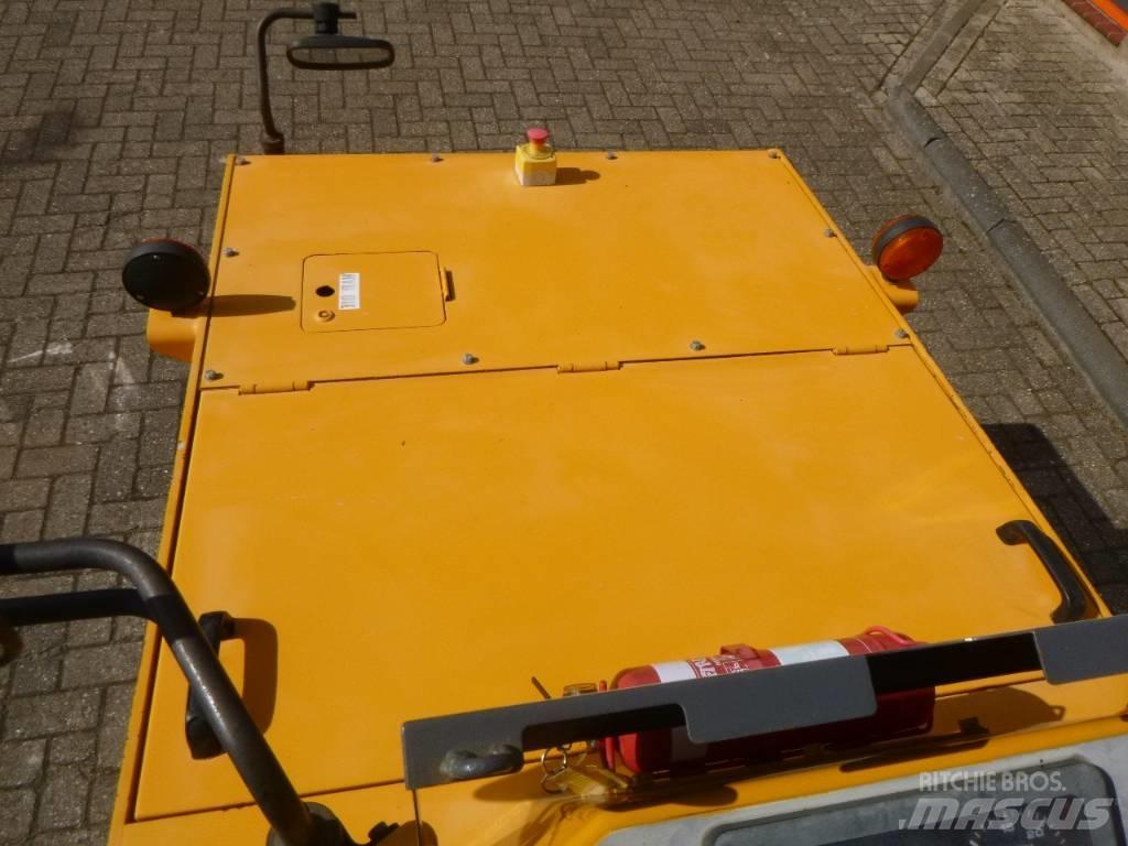 Sakai TS160-2 Κύλινδροι με επίσωτρα με αέρα