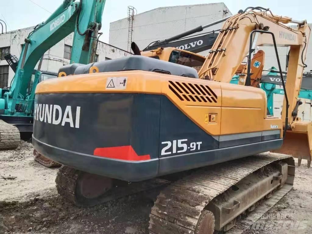 Hyundai R215-9T Εκσκαφείς με τροχούς - λάστιχα