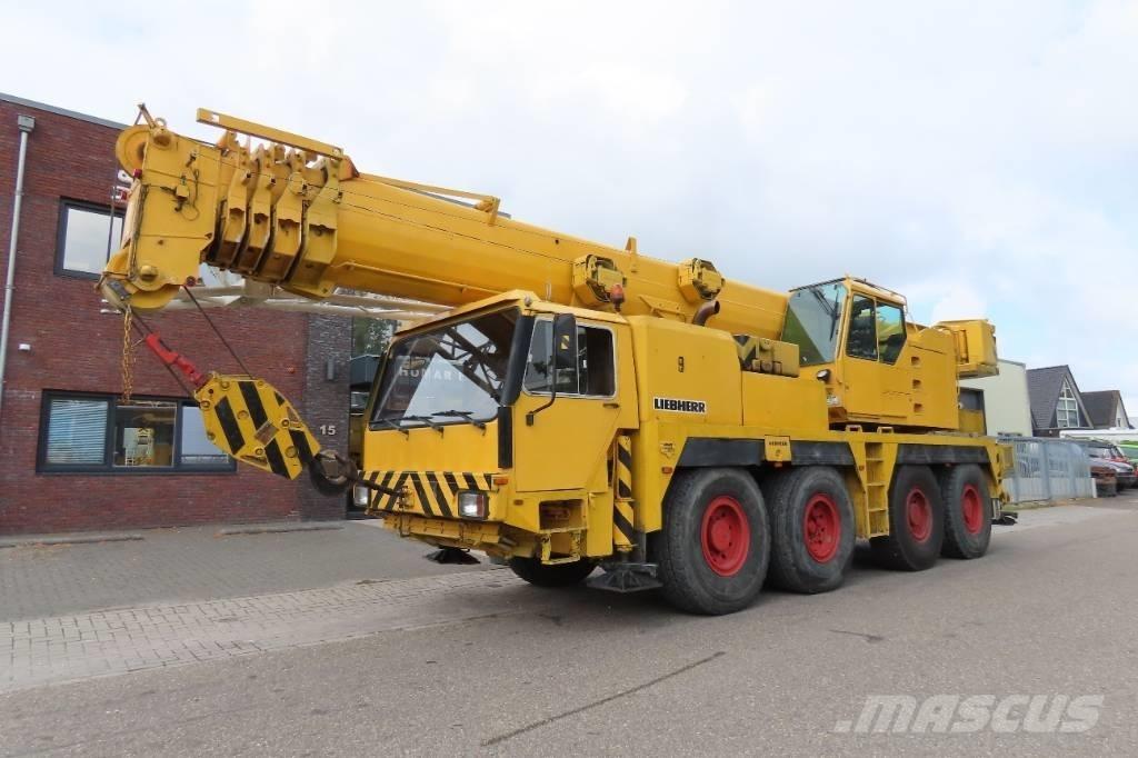Liebherr LTM 1070-1 Γερανοί παντός εδάφους
