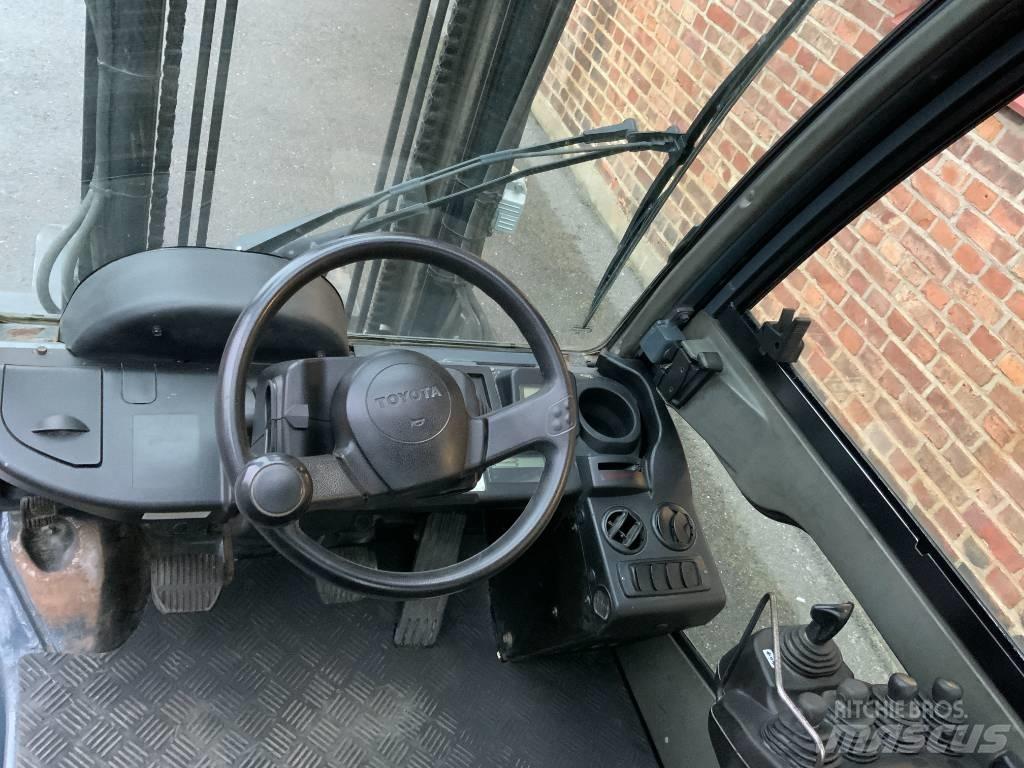 Toyota 02-8 FD F 30 Πετρελαιοκίνητα Κλαρκ