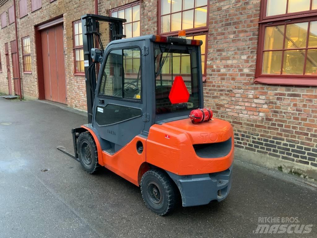 Toyota 02-8 FD F 30 Πετρελαιοκίνητα Κλαρκ