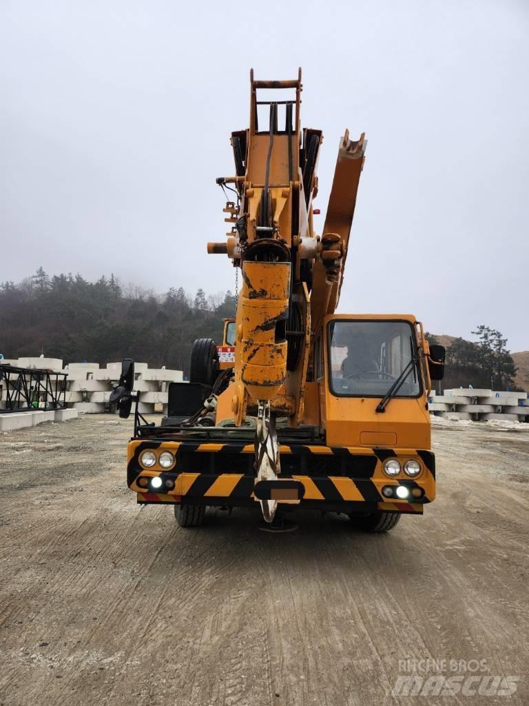 Hyundai HC 50 Γερανοί παντός εδάφους