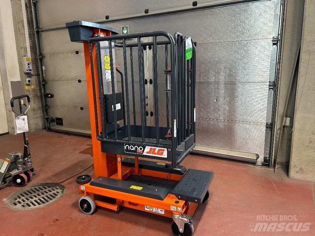 JLG Nano 35 Ανυψωτήρες με κατακόρυφους πυλώνες