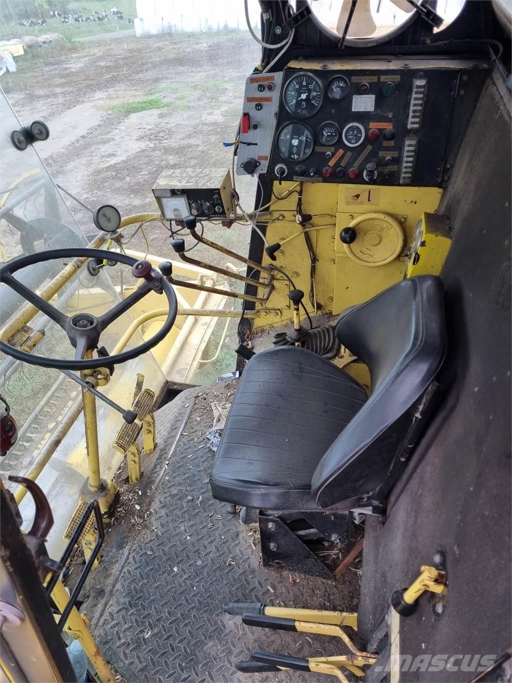 New Holland 8050 Θεριζοαλωνιστικές μηχανές