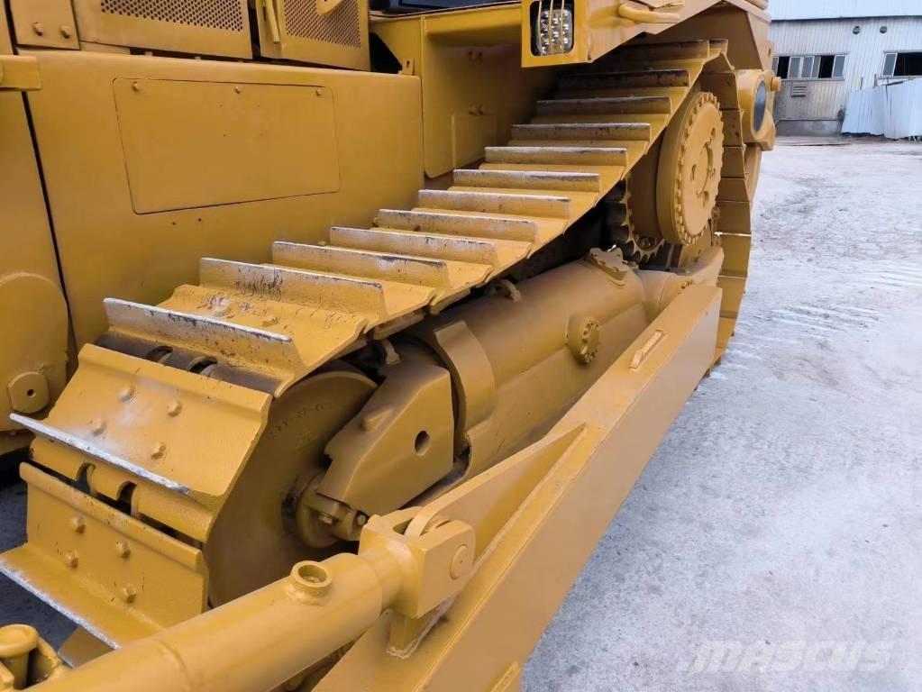 CAT D 8 R Μπουλντόζες με ερπύστριες