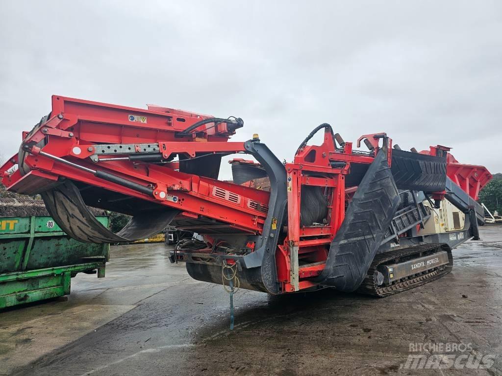 Sandvik QE 441 Κινητές μηχανές κοσκινίσματος