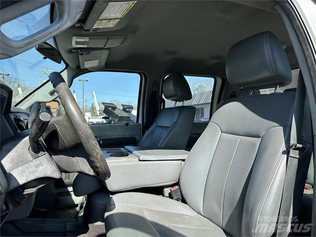 Ford F550 Φορτηγά Ανατροπή
