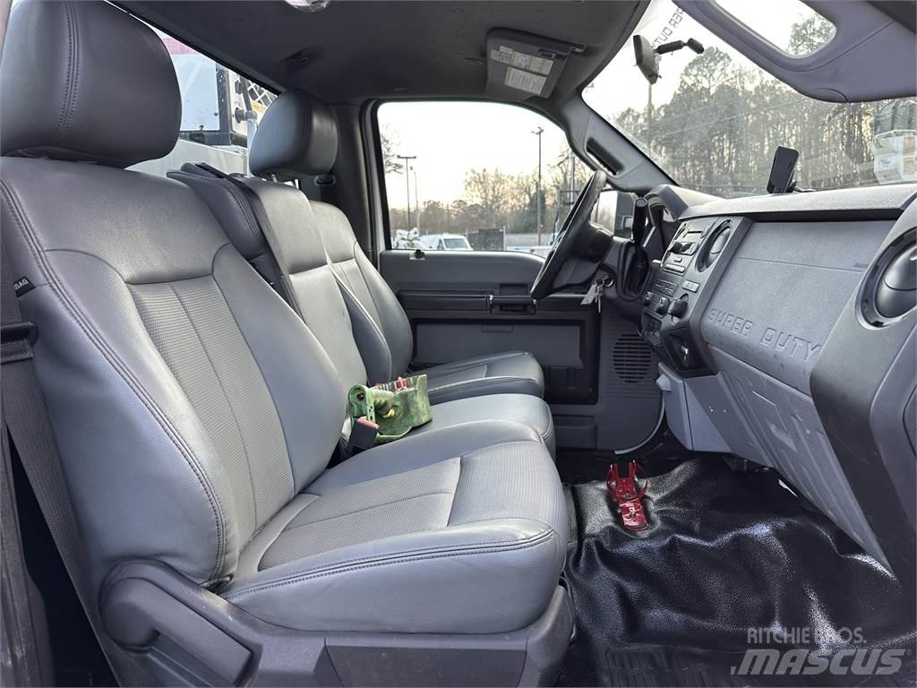 Ford F550 Δημοτικά οχήματα/Οχήματα γενικής χρήσης