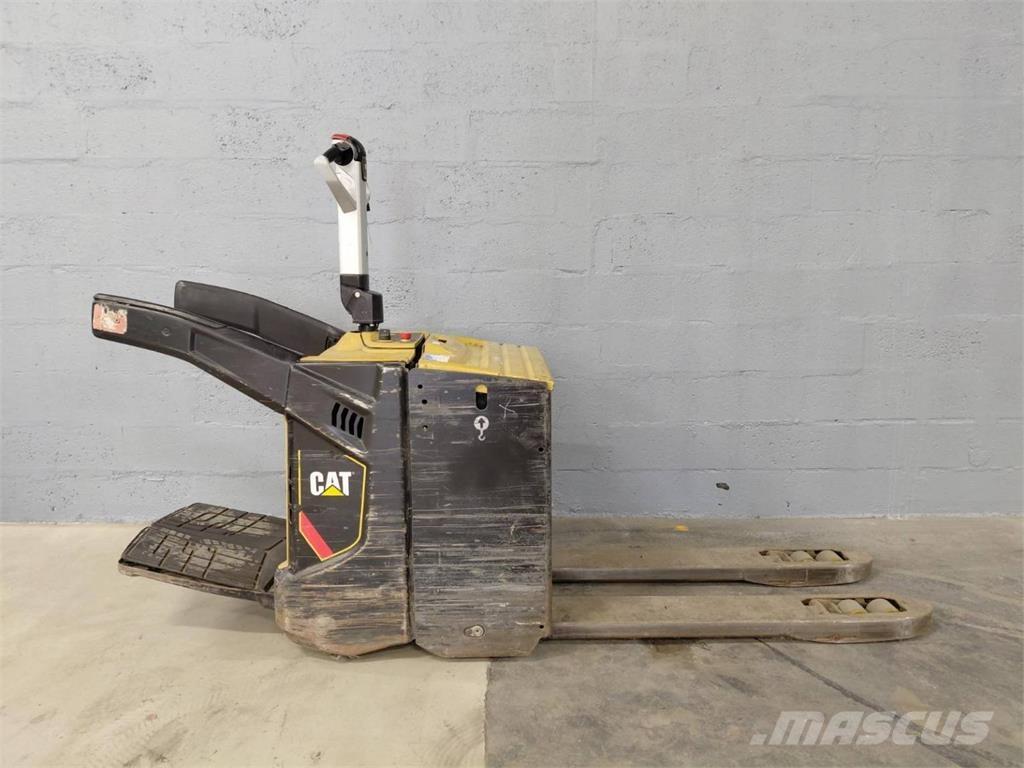 CAT NPV20N2 Ηλεκτρικά παλετοφόρα με ιστό