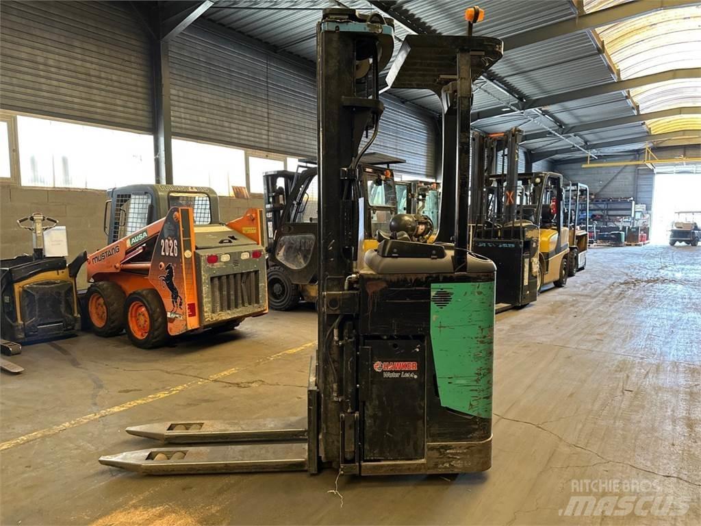 CAT NSR20N Ηλεκτρικά παλετοφόρα με ιστό