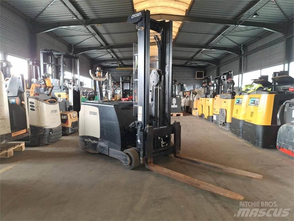Crown SHC5540 Παλετοφόρα πεζού χειριστή με ιστό