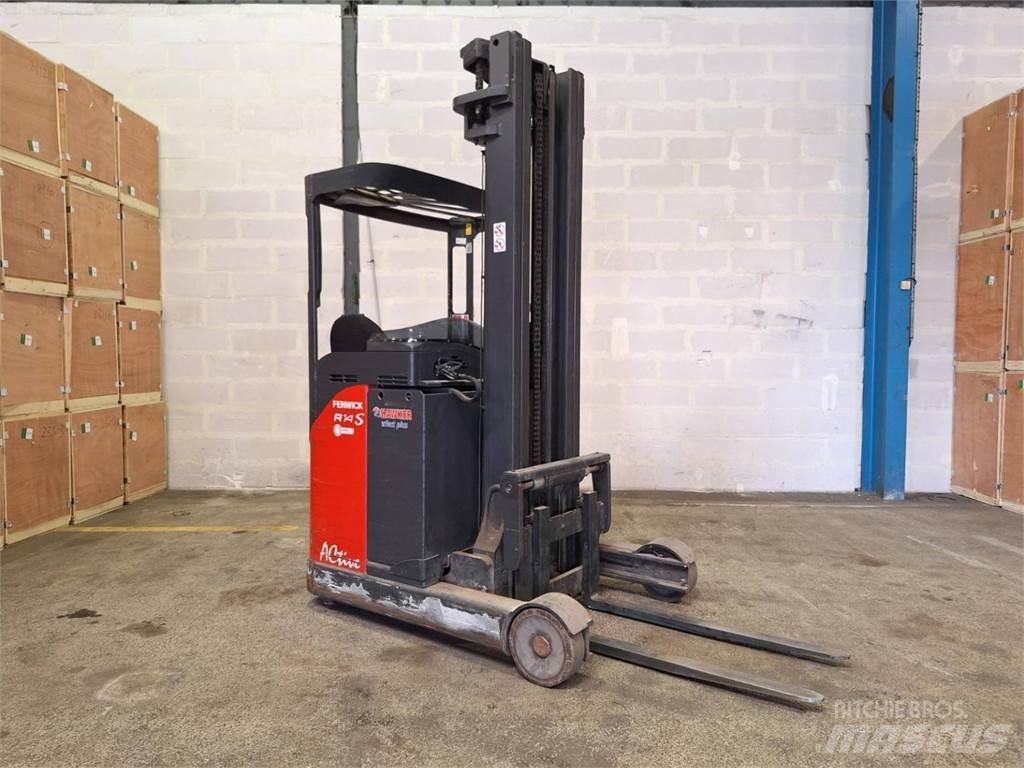 Fenwick R14S Ανυψωτικά στενών δρόμων