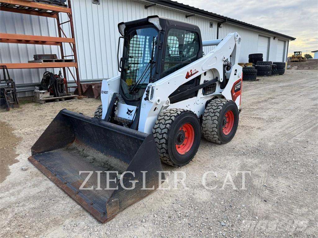 Bobcat S770 Φορτωτάκια