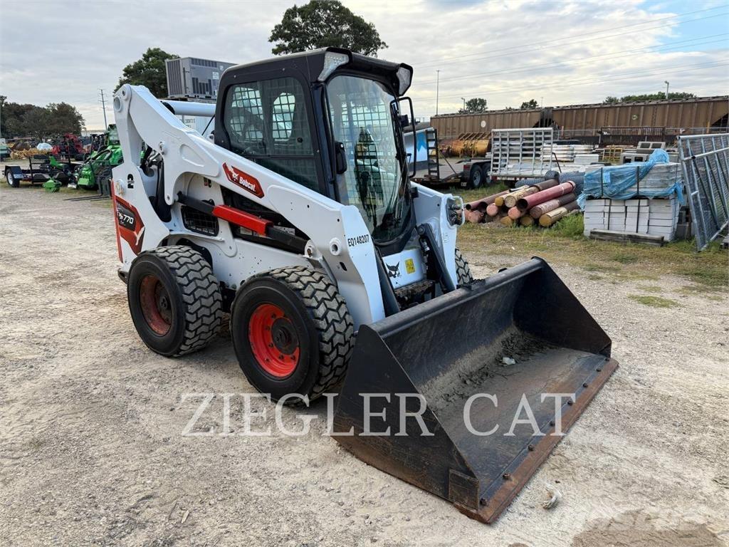 Bobcat S770 Φορτωτάκια