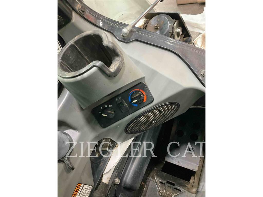 Bobcat T870 Φορτωτές με ερπύστριες