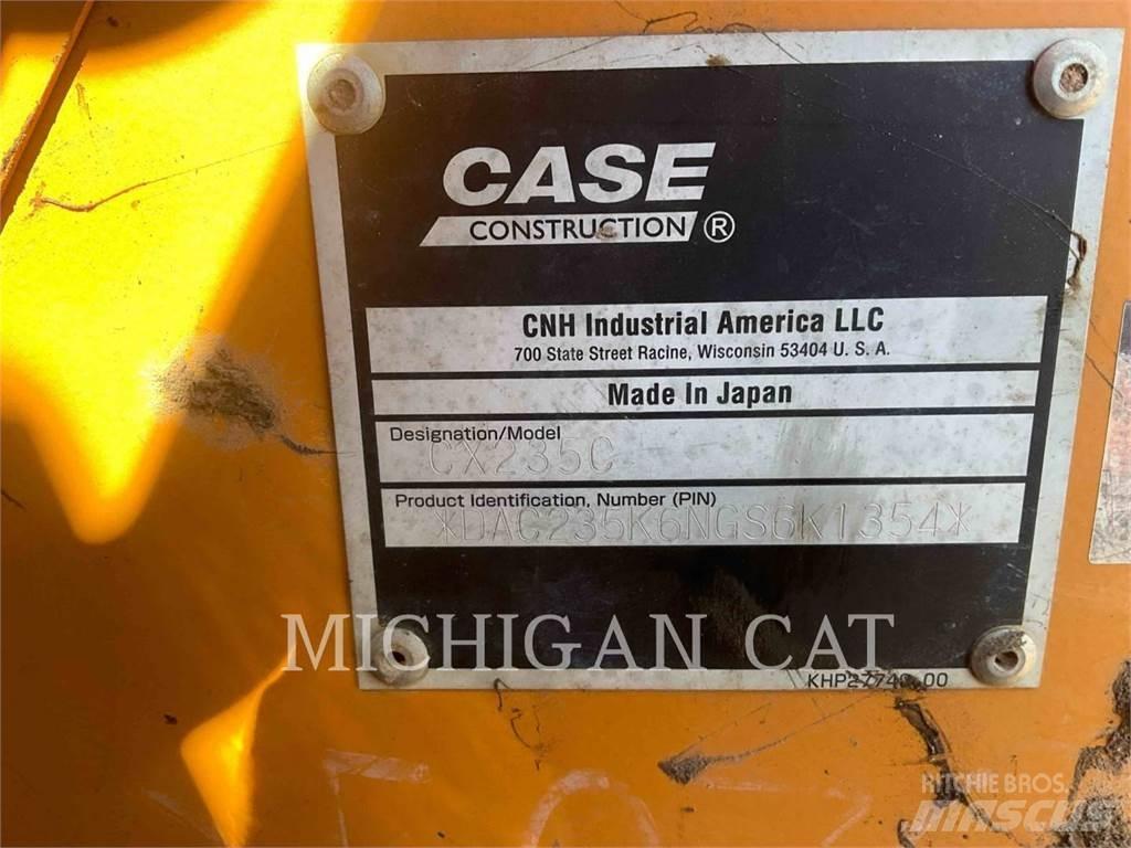 CASE CX235 Εκσκαφείς με ερπύστριες