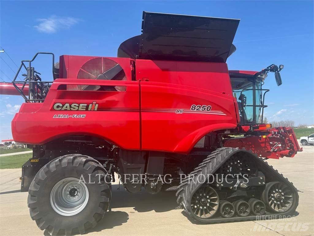 Case IH 8250 Θεριζοαλωνιστικές μηχανές