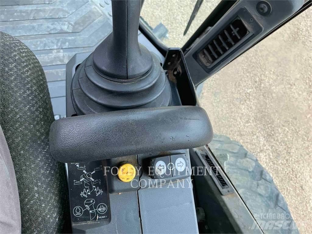 CAT 12M2 Γκρέιντερς