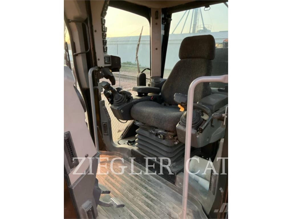 CAT 12M2 Γκρέιντερς