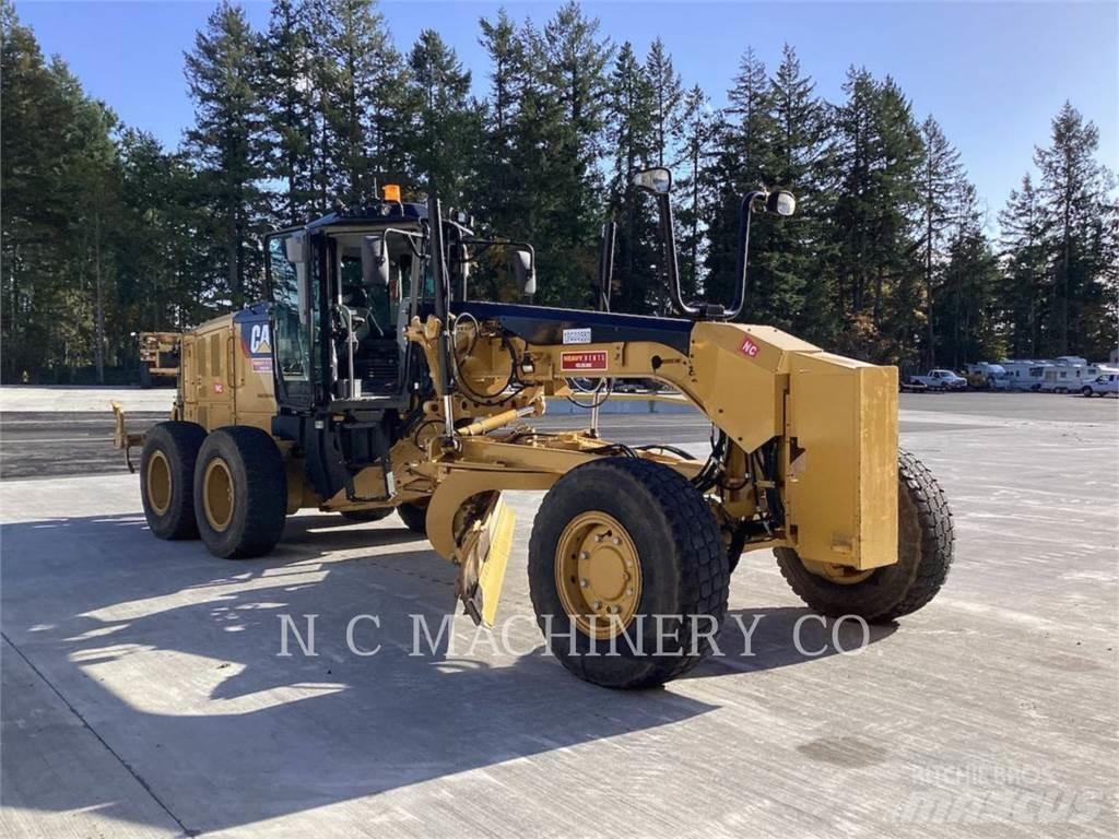 CAT 12M3 AWD Γκρέιντερς
