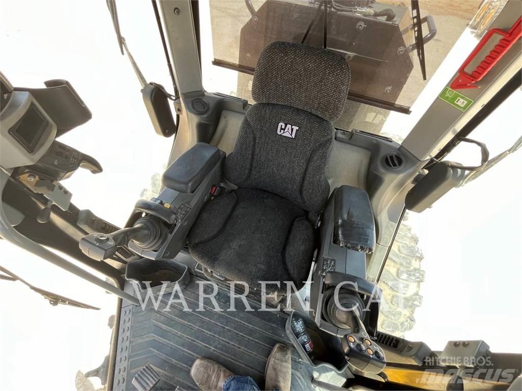 CAT 12M3 AWD Γκρέιντερς