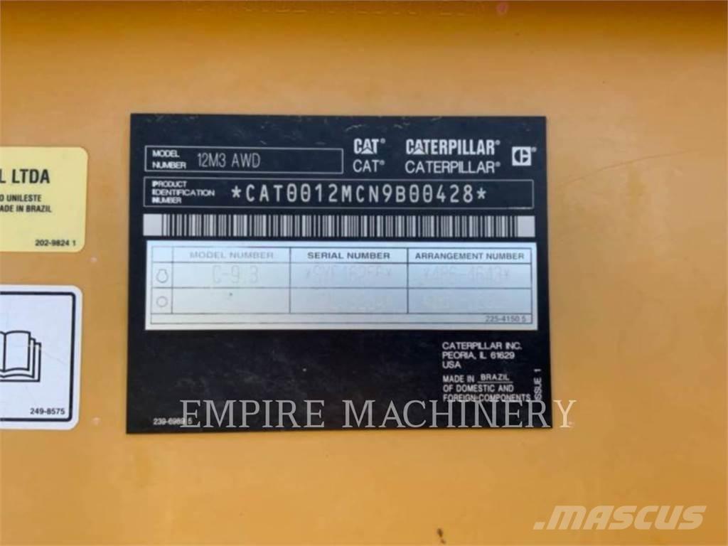 CAT 12M3 AWD Γκρέιντερς